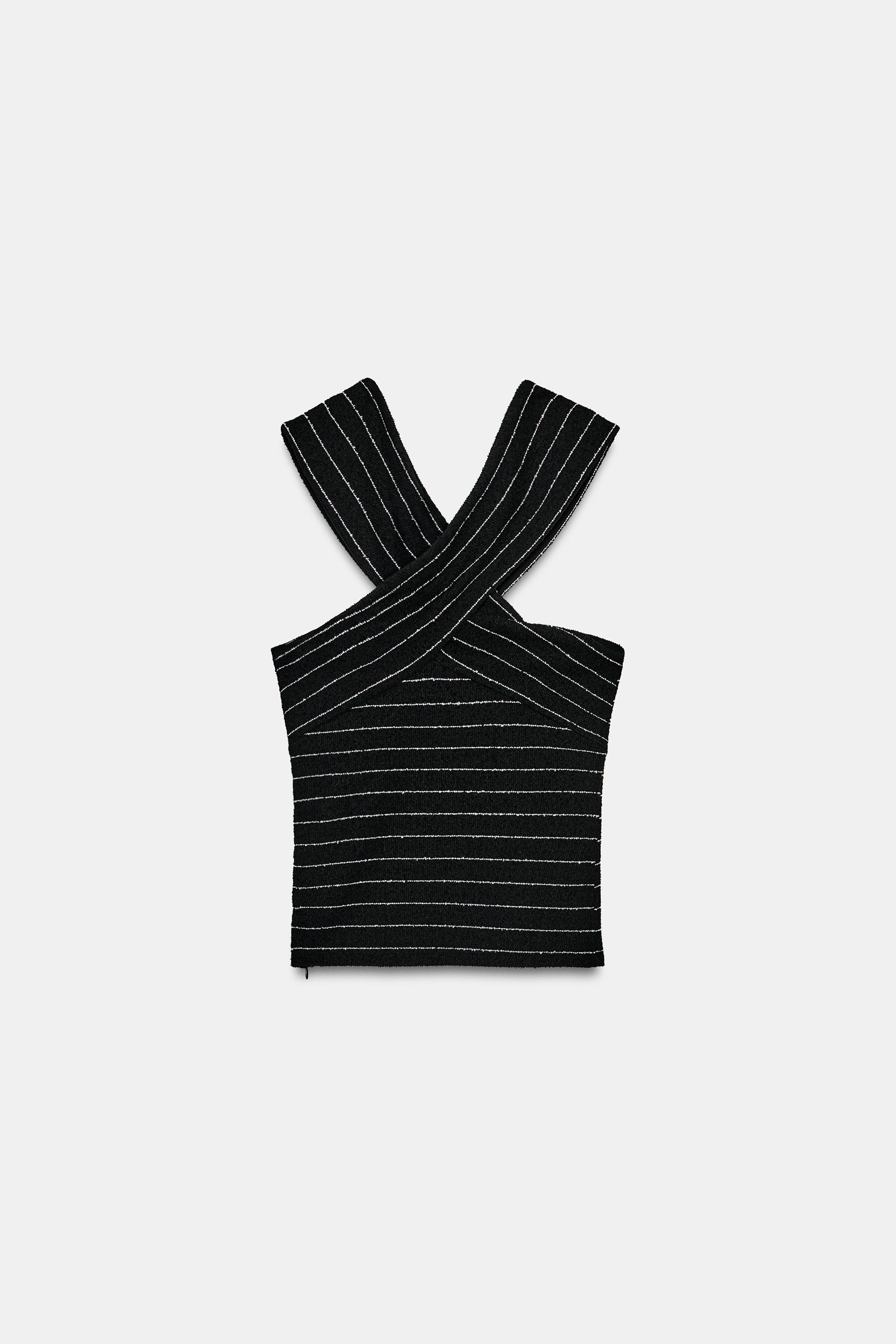 BOUCLÉ WRAP TOP